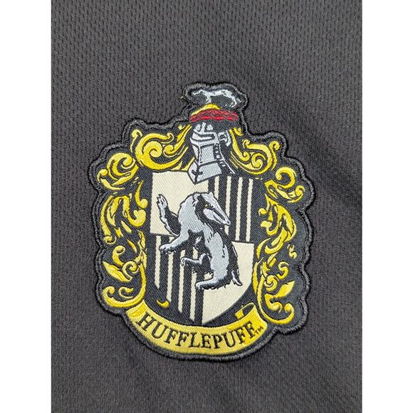 Harry Potter Hufflepuff Black Quidditch Jersey Shirt Box Lunch Unisex Small - Picture 3 of 8